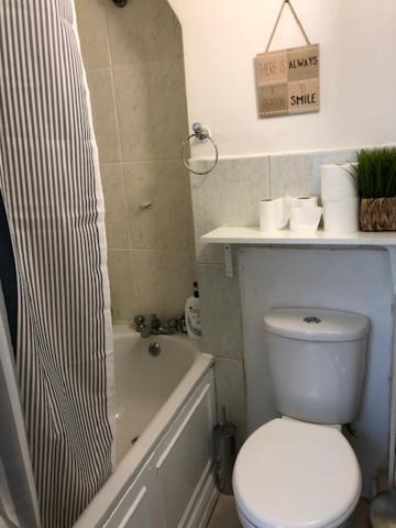 Lord Merit Guest Rooms In King'S Cross St Pancras Лондон Экстерьер фото