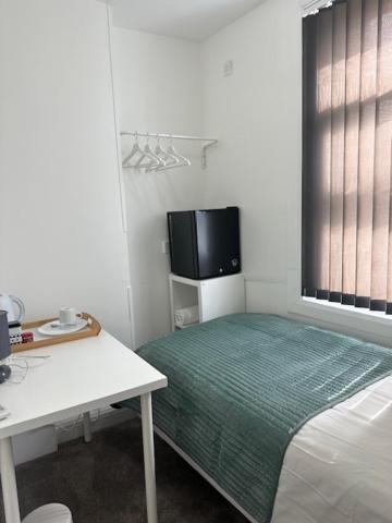 Lord Merit Guest Rooms In King'S Cross St Pancras Лондон Экстерьер фото
